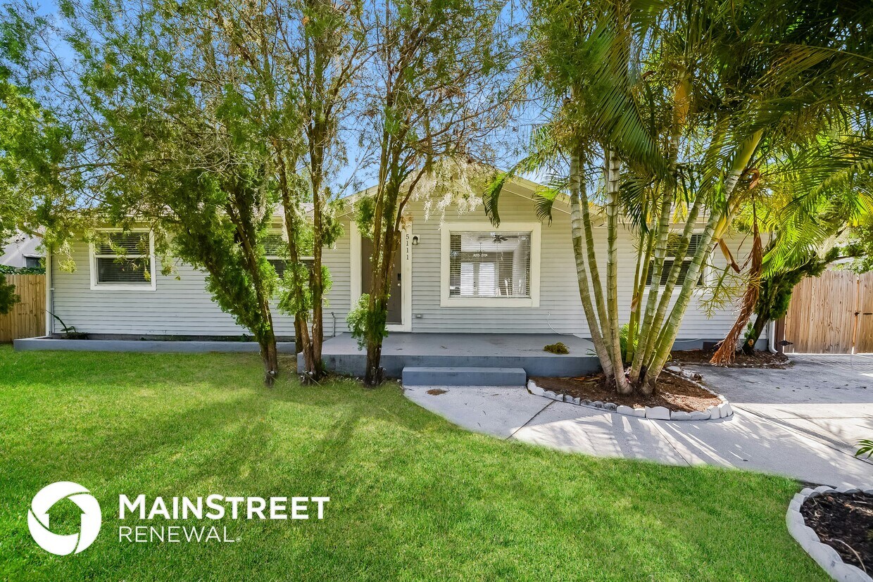 Foto principal - 5111 22nd St Ct E