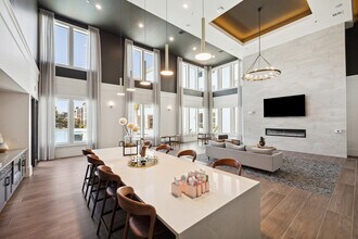 Building Photo - Dakota at Deer Park