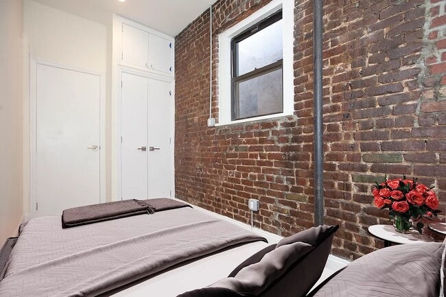 Building Photo - 53 Ludlow St