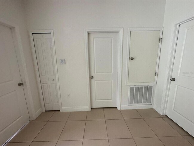 Foto del edificio - 14643 SW 46th Ct