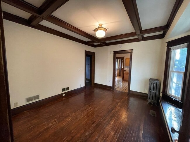 Building Photo - 176 Rosedale St