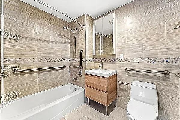 Foto del edificio - 42-32 147th St