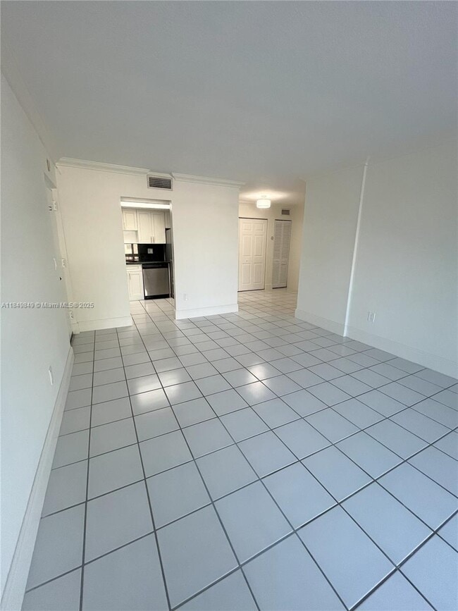 Building Photo - 8311 SW 142nd Ave