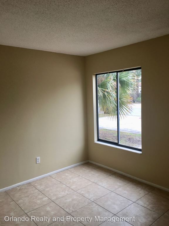 Building Photo - 2815 Waxy Willow Ln
