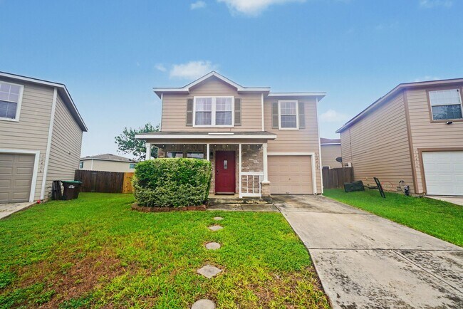 Foto del edificio - Beautifully Updated Home with Game Room in Villas of Westcreek - Realtor Commission: $500