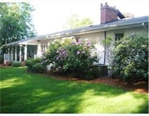 Building Photo - 159 Pleasant St