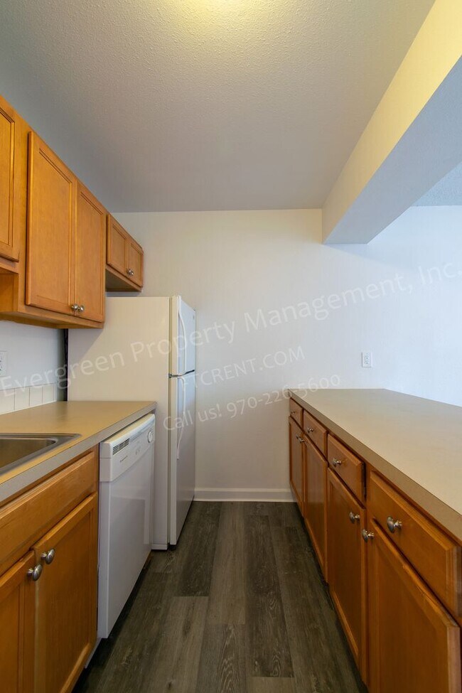 Building Photo - 2153 27th Ave Ct