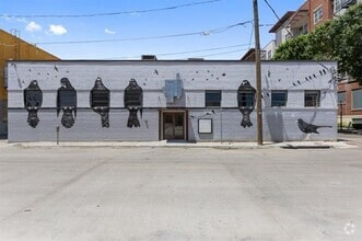 Building Photo - 215 N Walton St