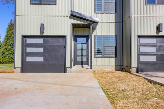 Foto del edificio - 102 Rosenwald St