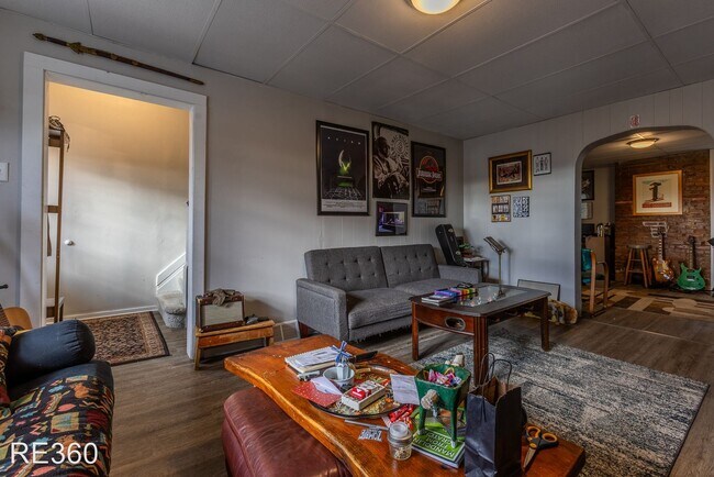 Foto del edificio - 3 br, 1 bath House - 709 Eureka St Allentown