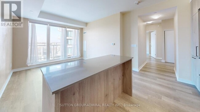 Building Photo - 6 David Eyer Rd