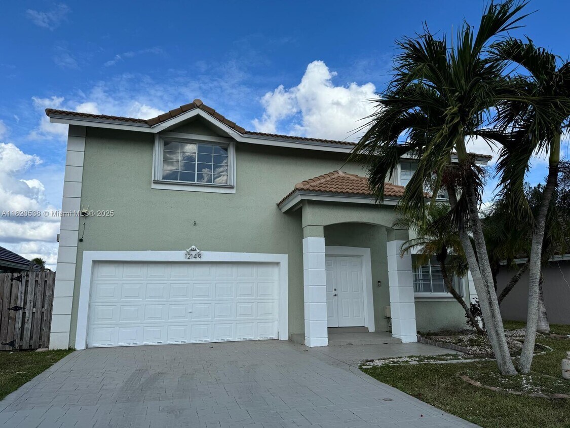 Primary Photo - 12149 NW 34th St
