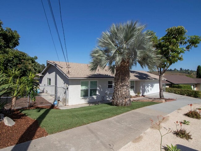 Building Photo - Beautifully remodeled single level home!