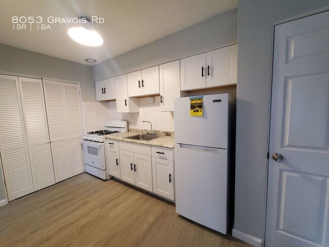 Building Photo - 8053 Gravois Rd