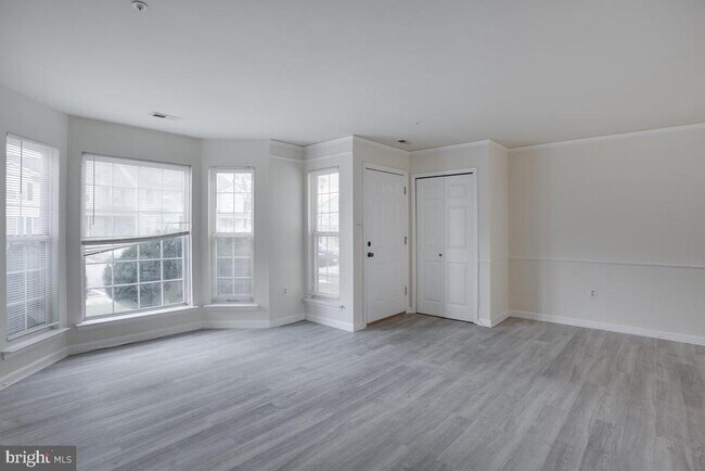 Foto del edificio - 12007 Silver Spur Pl