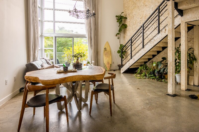 Foto principal - 7700 Collins Ave