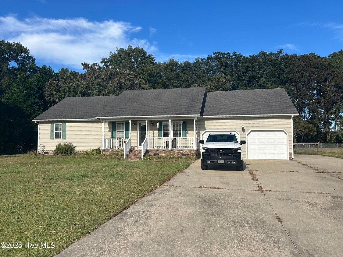 Primary Photo - 200 Dramtree Dr
