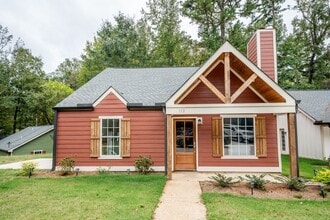 Building Photo - 112 CR 102