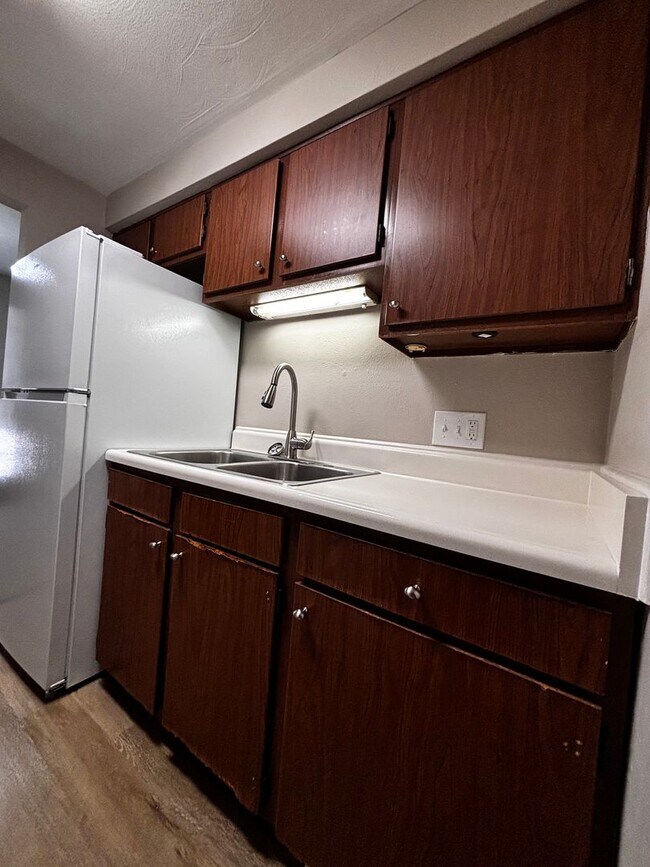 Foto del edificio - Renovated 2 bedroom in peaceful West Milto...