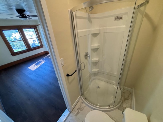 Foto del edificio - 526 W 49th St