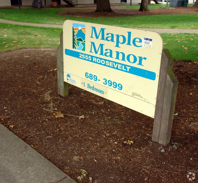 Maple Manor Apartments Eugene, OR