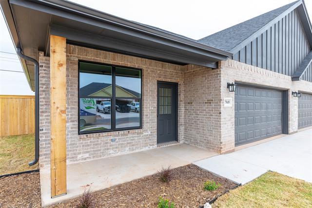 Building Photo - 7949 Sawdust Trl