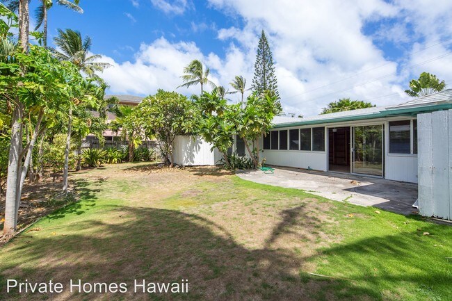 Building Photo - 5 br, 3 bath House - 683 N Kalaheo