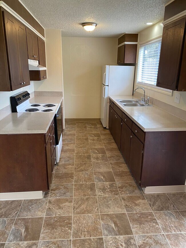 Foto del edificio - (473) Walnut Duplex - 2 Bedroom / 1 Bathroom