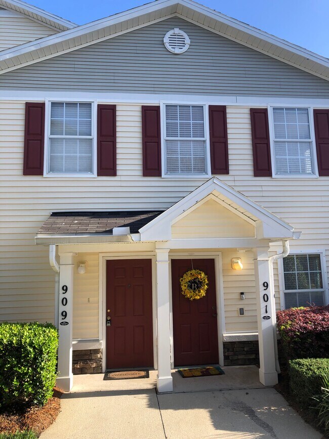 Building Photo - 575 Oakleaf Plantation Pkwy