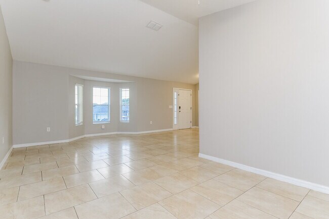 Building Photo - 10433 Calle De Flores Dr