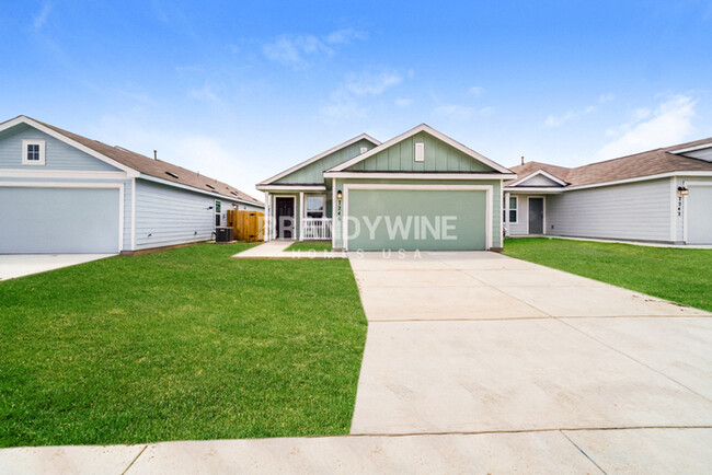 Building Photo - One month FREE RENT!!