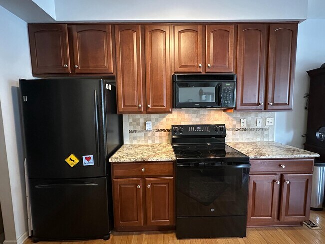 Foto del edificio - 209 Turnbridge Ct