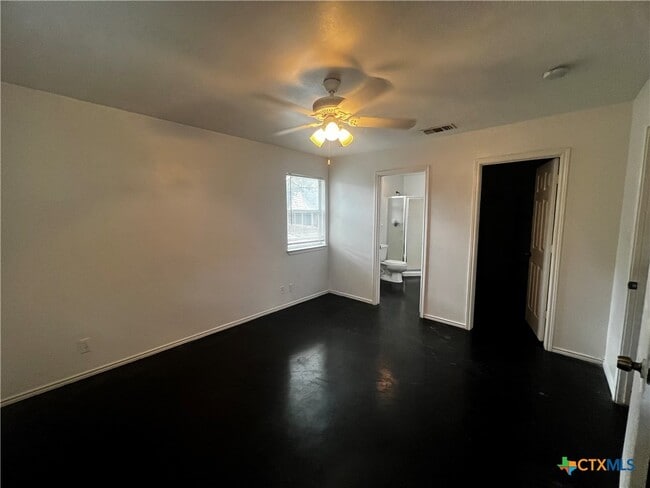 Building Photo - 41340 FM3159