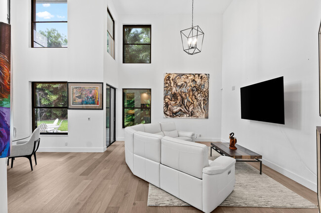 Foto del edificio - 2493 NW 64th St