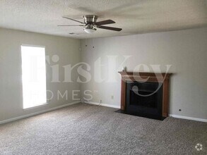 Building Photo - 1040 Redan Trce