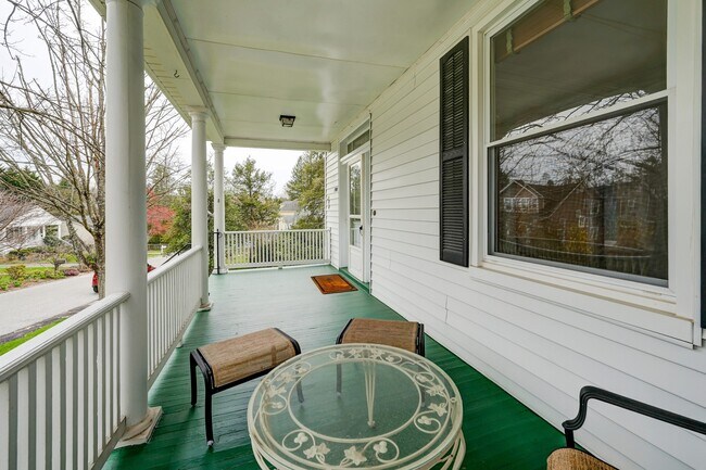 Foto del edificio - 1500 Carrollton Ave