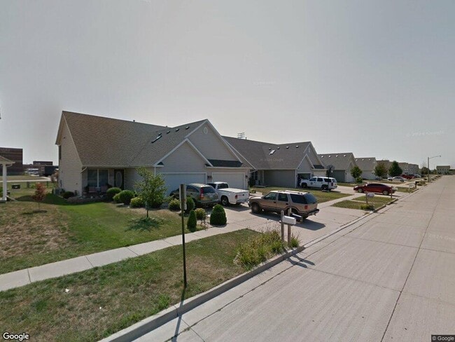 Building Photo - 1831 Marina Dr