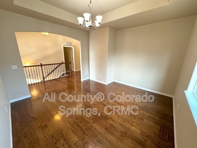 Building Photo - 7768 Forest Valley Loop