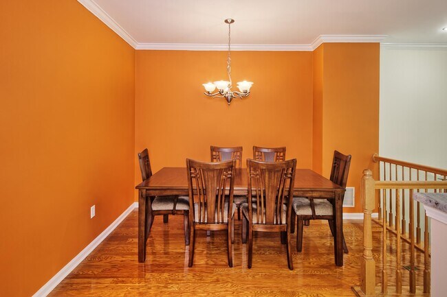 Building Photo - 363 Oswego Ct