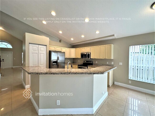 Foto del edificio - 13352 NW 11th St