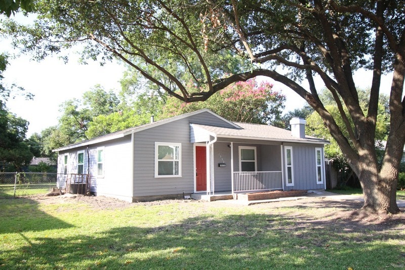 Primary Photo - 2532 Healey Dr
