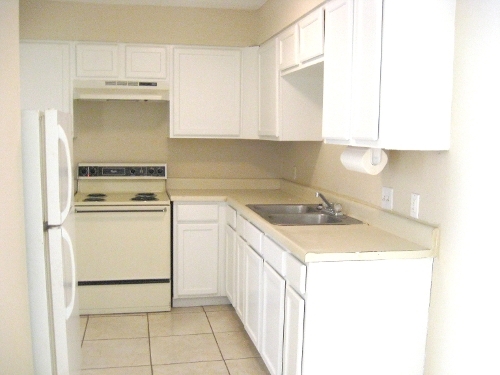 Kitchen - Deerbrook Estates