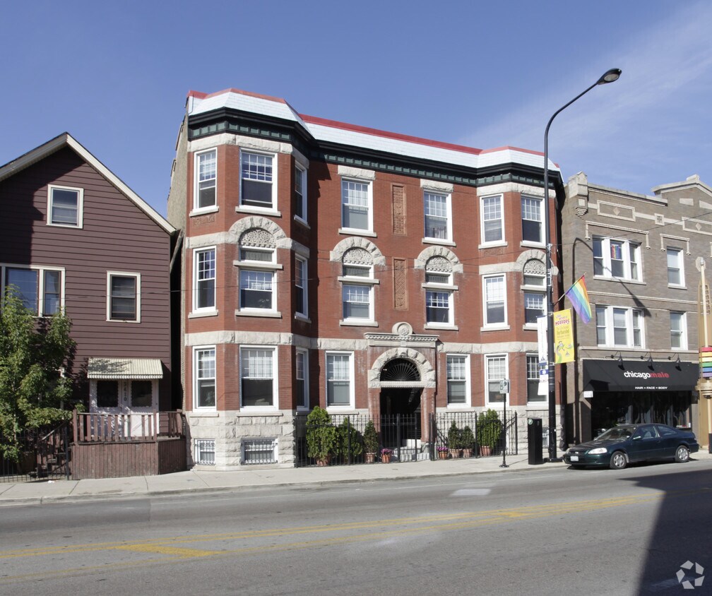 Building Photo - 3412 N Halsted St