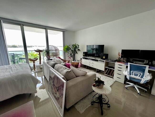 Foto del edificio - 1000 West Ave