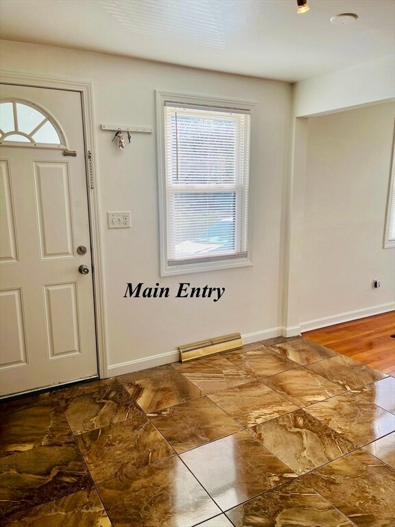 Building Photo - 38 Robin Rd