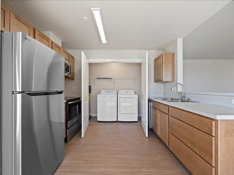 Foto principal - 6005C Chapel Hill Blvd