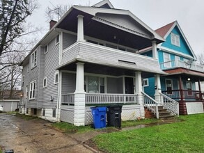 Building Photo - 3640 E 138th St