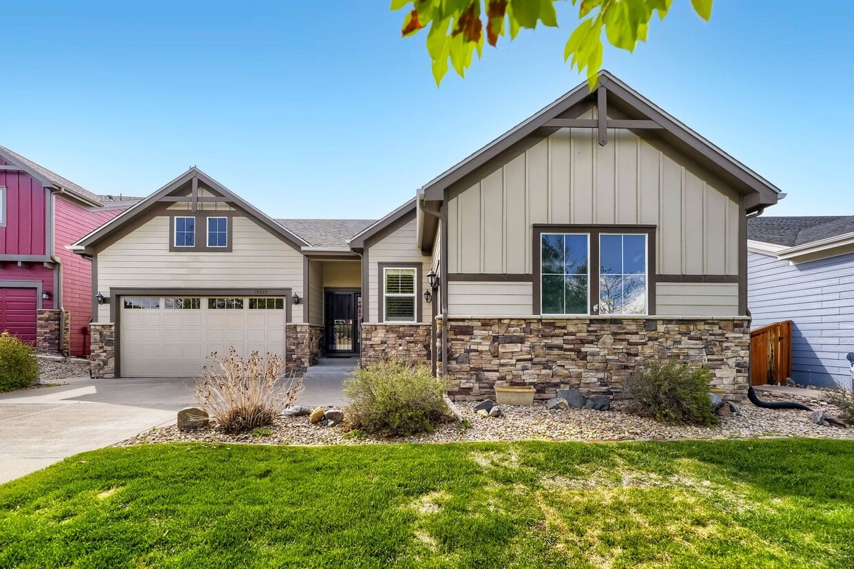 5625 Carob Circle, where open space views, thoughtful design, and exceptional functionality come ... - 5625 Carob Circle, where open space views, thoughtful design, and exceptional functionality come ...