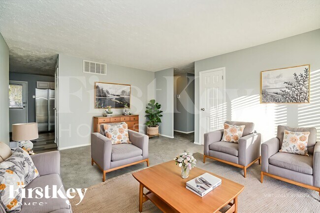 Foto del edificio - 614 Palace Ln