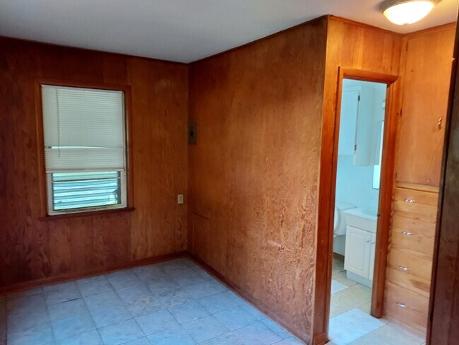 Foto del edificio - 910 SW 7th St